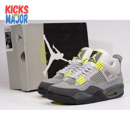 AJ 4 Retro SE "95 Neon" Size 40.5-46